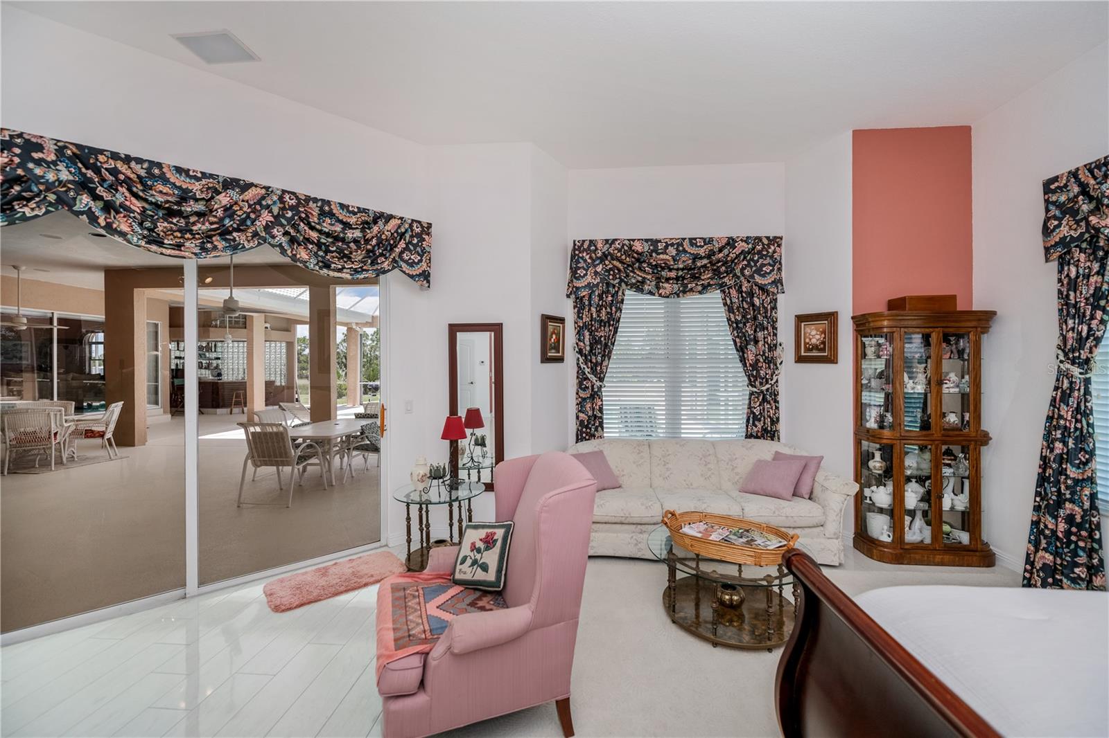 Image 39 of 84 For 17400 White Water Court