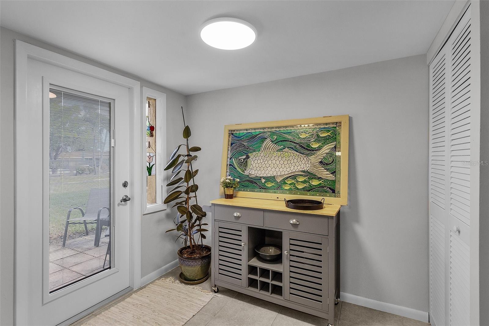 Image 18 of 28 For 5549 Hamlet Lane