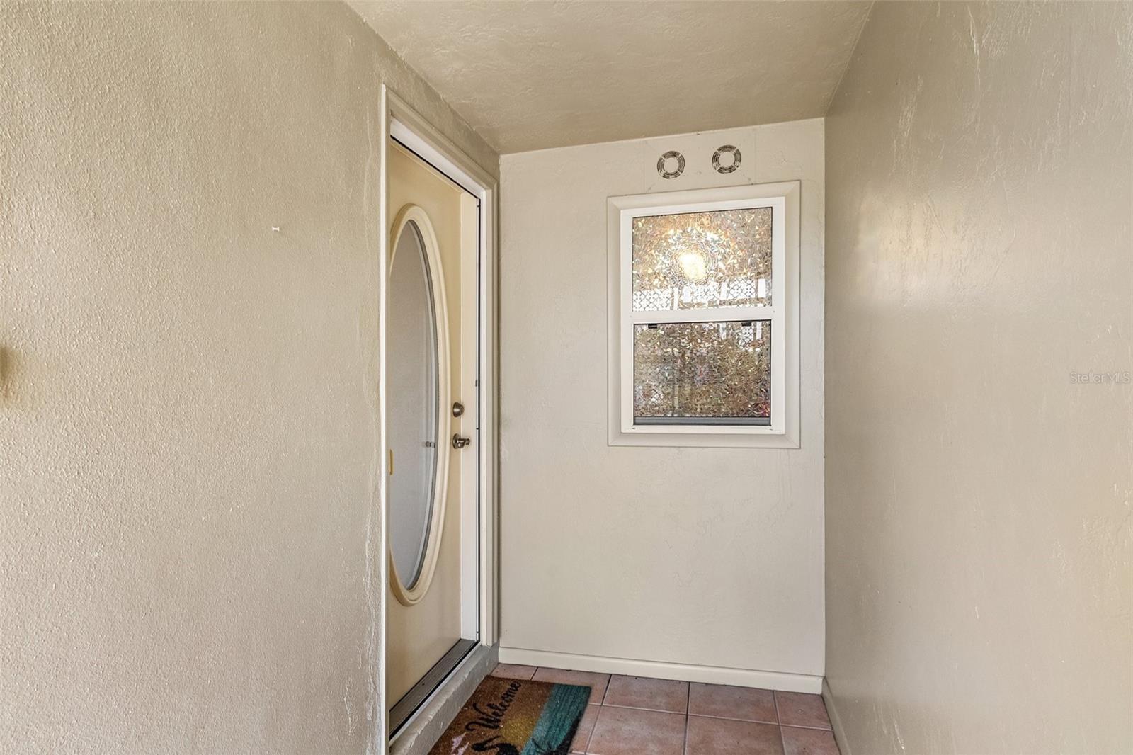 Image 21 of 28 For 5549 Hamlet Lane