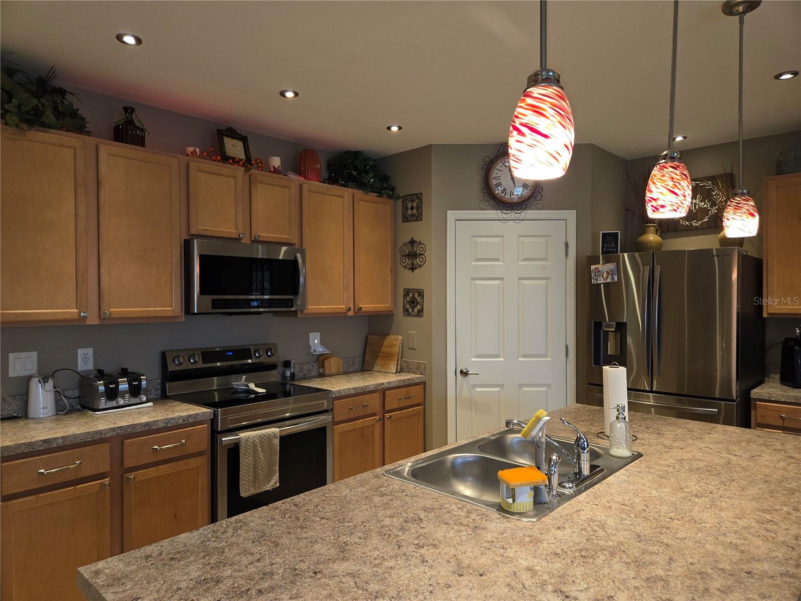 Image 4 of 20 For 7436 Mikasa Drive