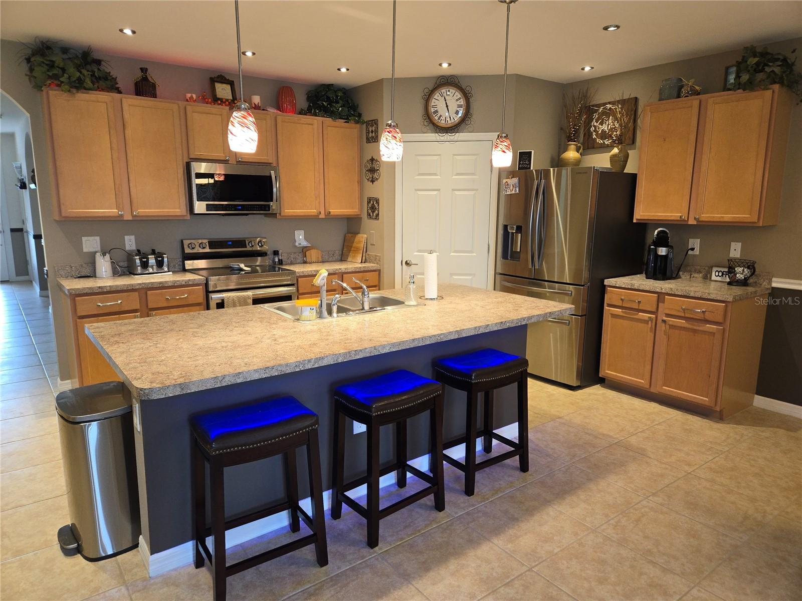 Image 5 of 20 For 7436 Mikasa Drive