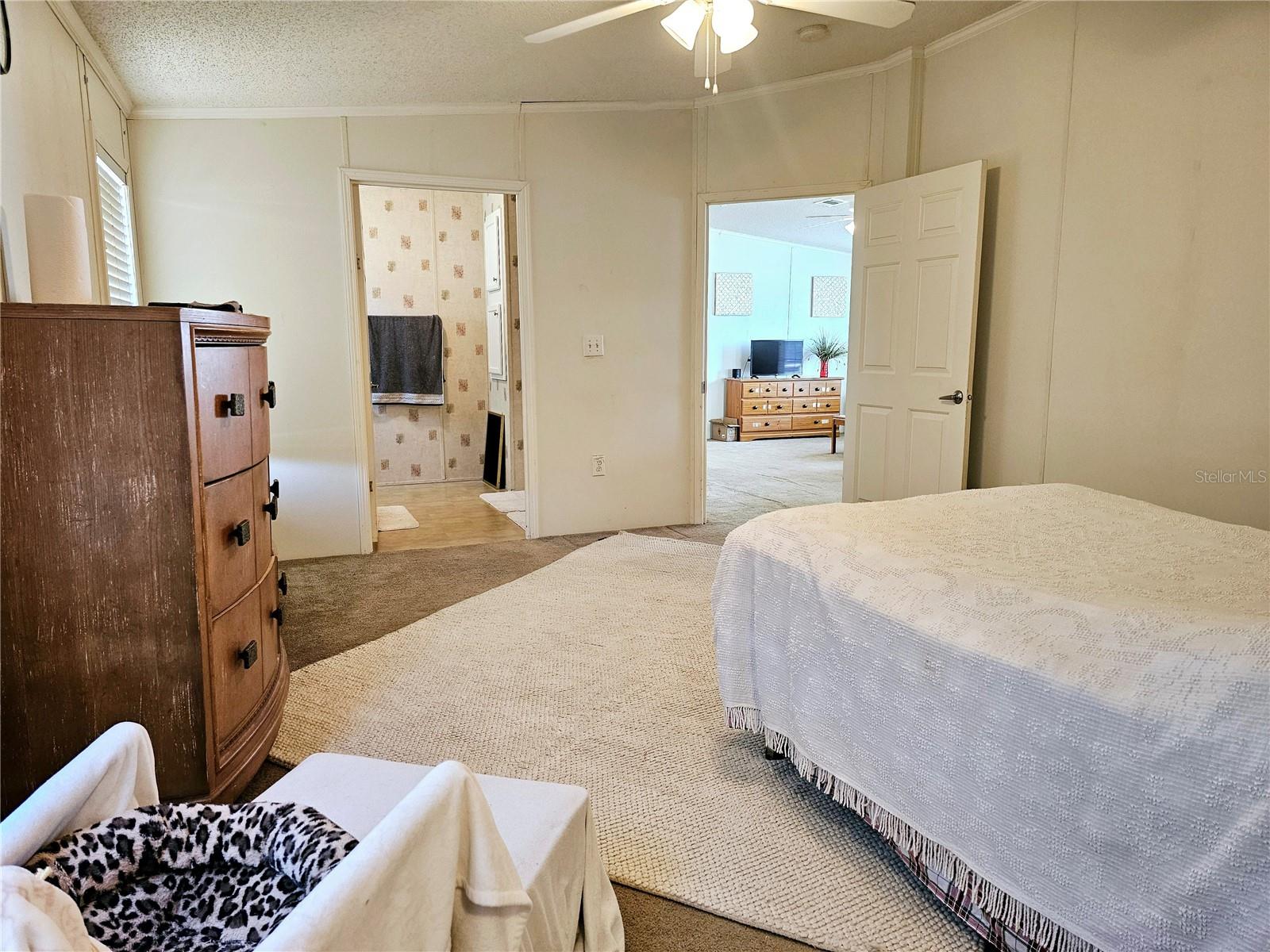 Image 21 of 38 For 6514 Bernadean Boulevard