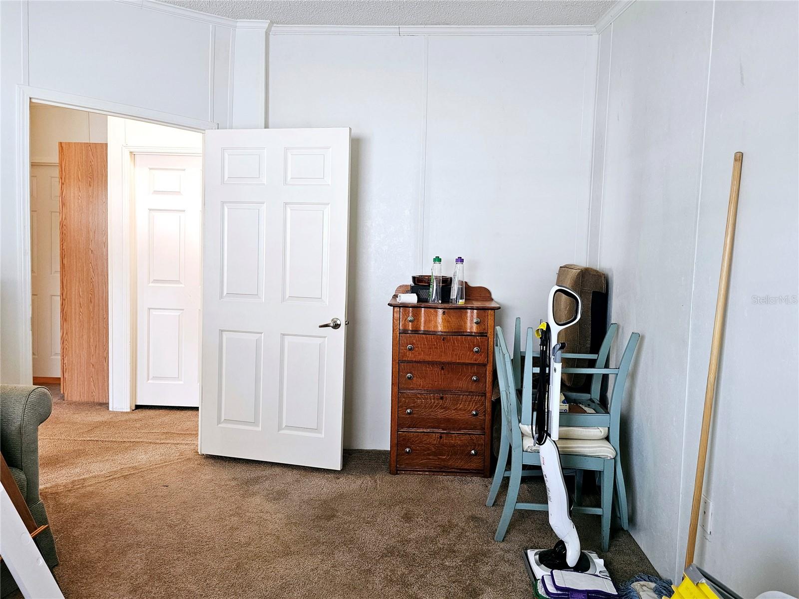 Image 22 of 38 For 6514 Bernadean Boulevard