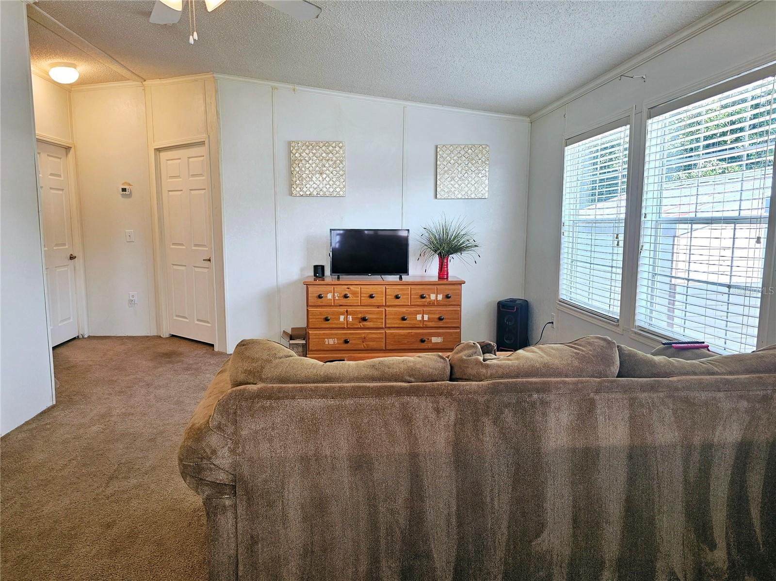 Image 7 of 38 For 6514 Bernadean Boulevard