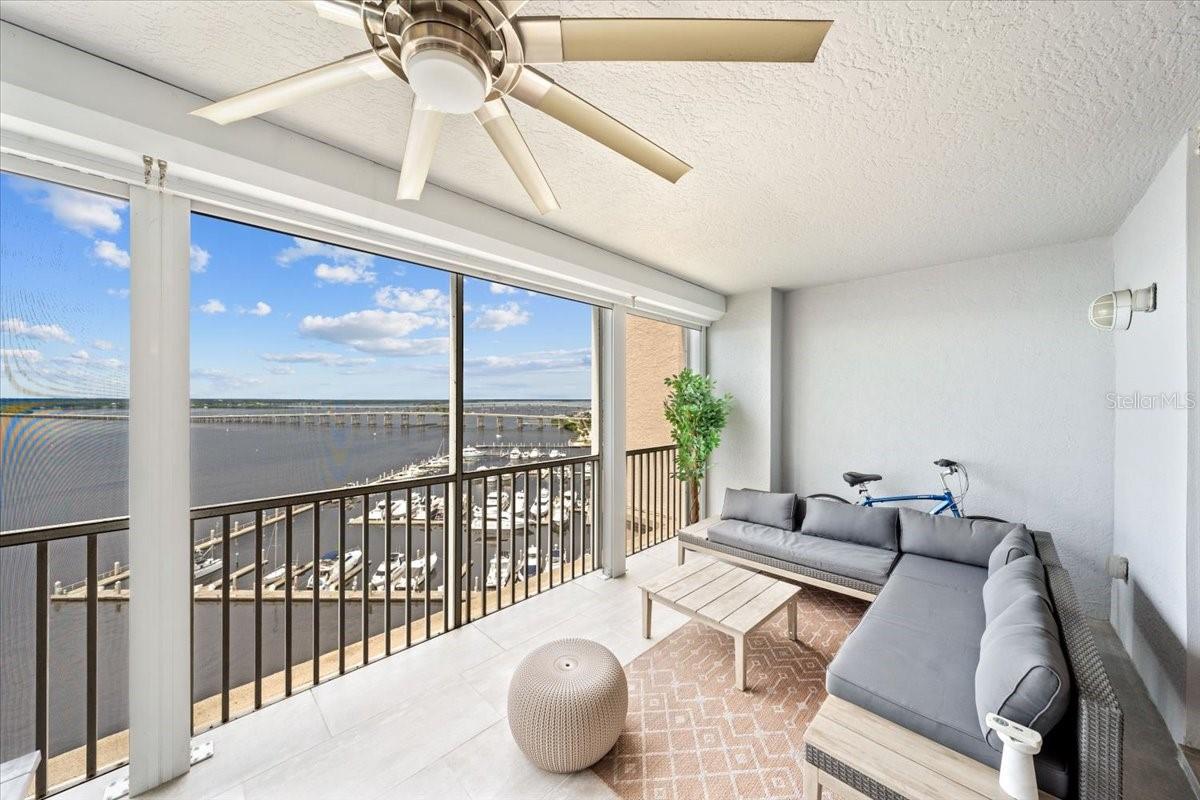 Image 34 of 37 For 2104 1st Street 1402