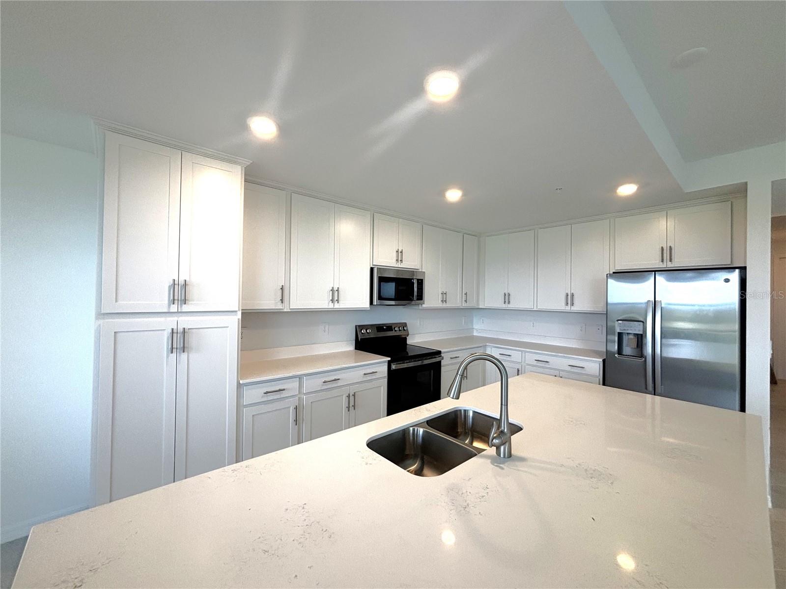 Image 5 of 23 For 17625 Opal Sand Drive 202