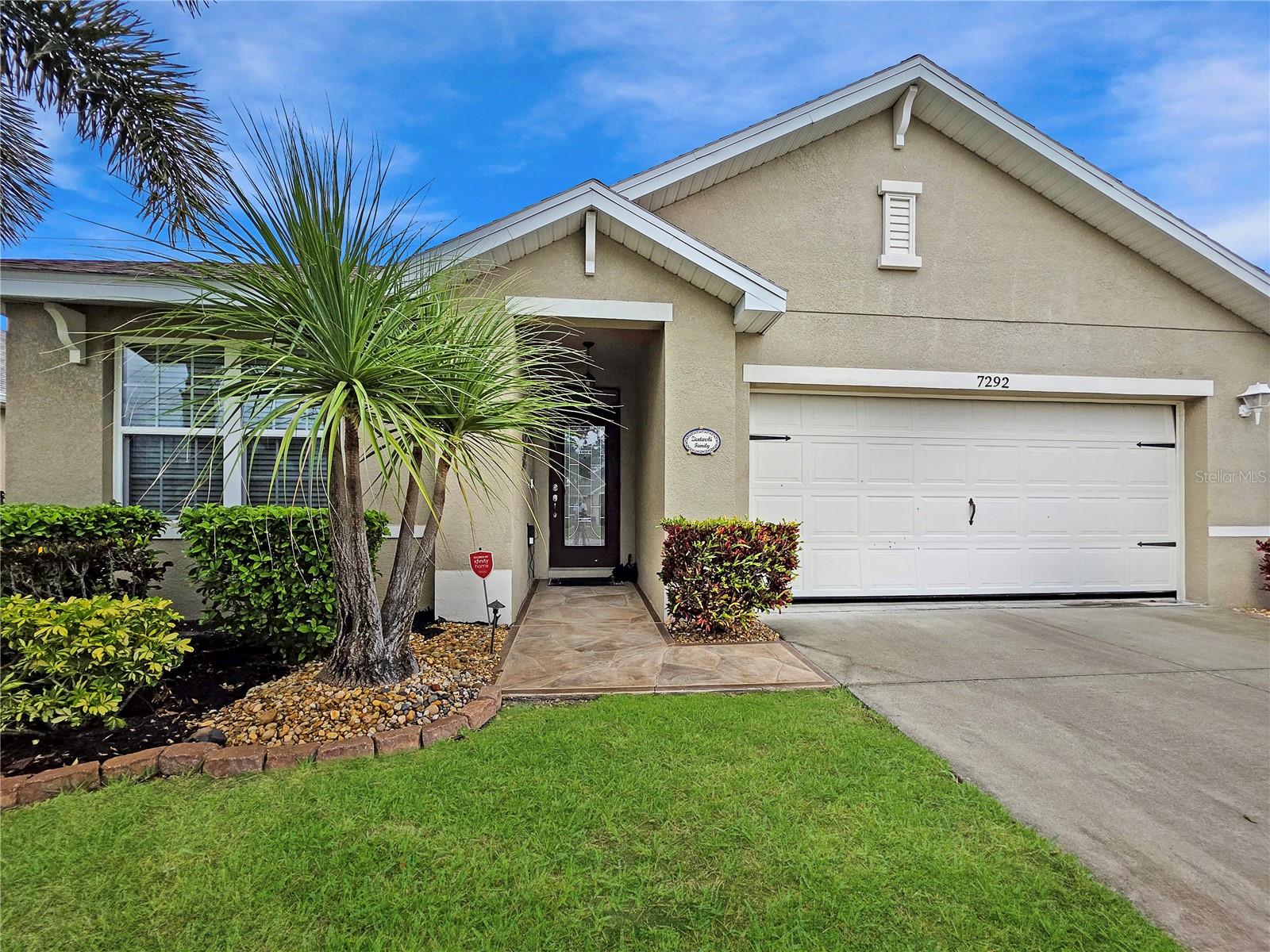 Image 4 of 48 For 7292 Mikasa Drive