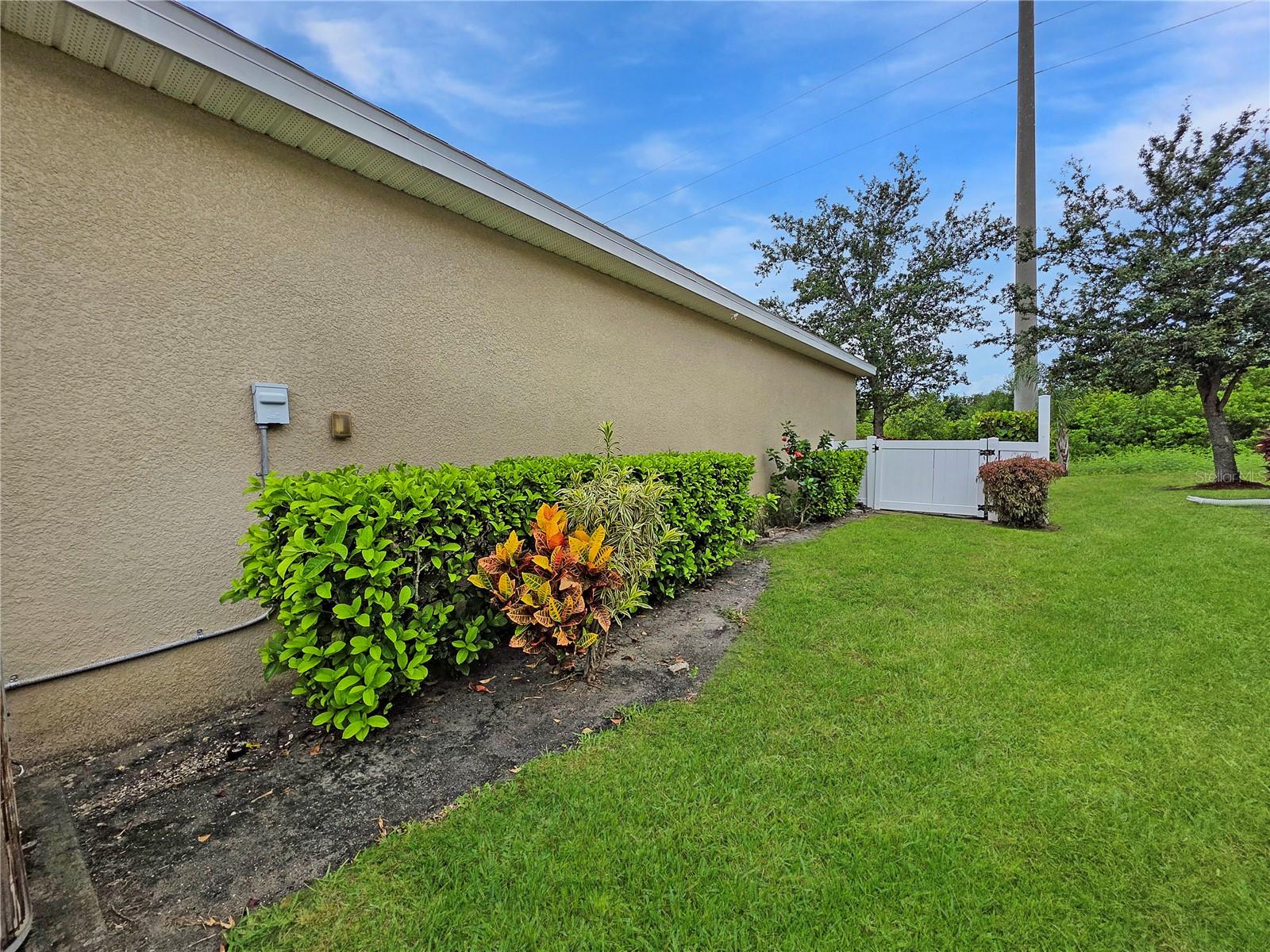 Image 6 of 48 For 7292 Mikasa Drive