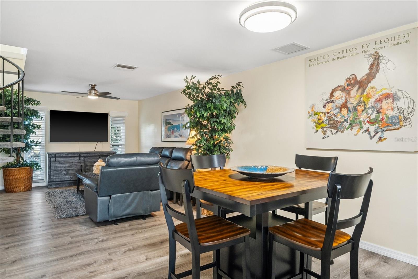 Image 12 of 47 For 4803 Santa Barbara Court 5