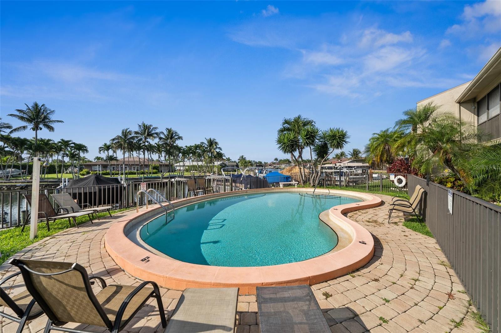 Image 4 of 47 For 4803 Santa Barbara Court 5