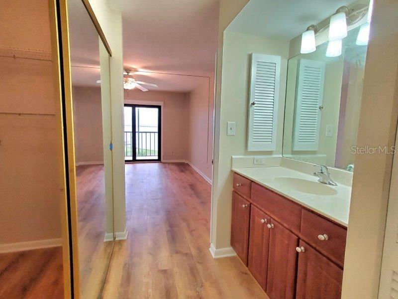 Image 19 of 26 For 25188 Marion Avenue F309
