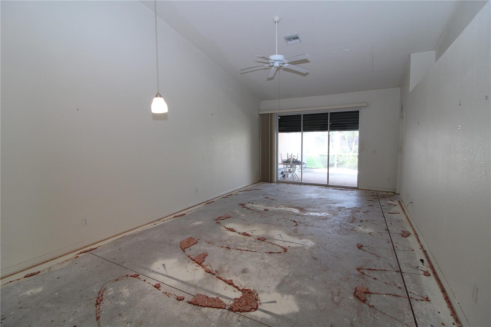 Image 4 of 8 For 3803 Albacete Circle 64