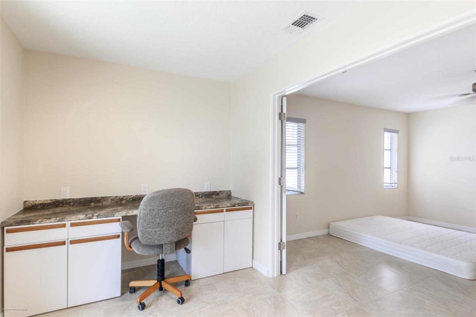 Image 21 of 54 For 18646 Kerrville Circle