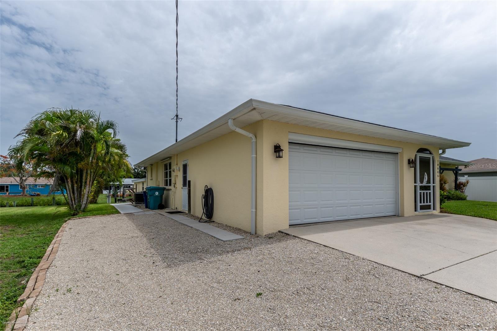 Image 43 of 54 For 18646 Kerrville Circle