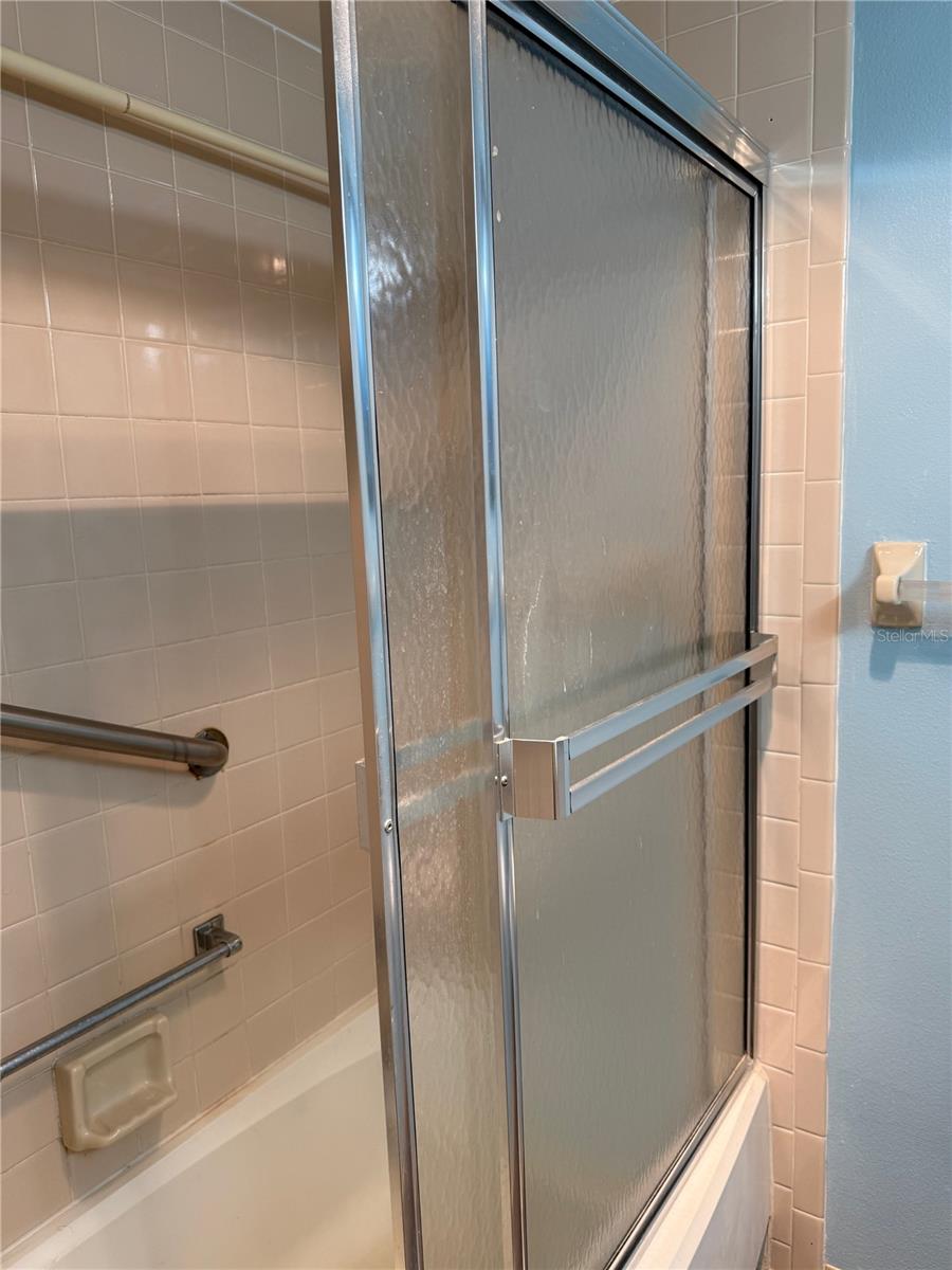 Image 28 of 44 For 21260 Brinson Avenue 110
