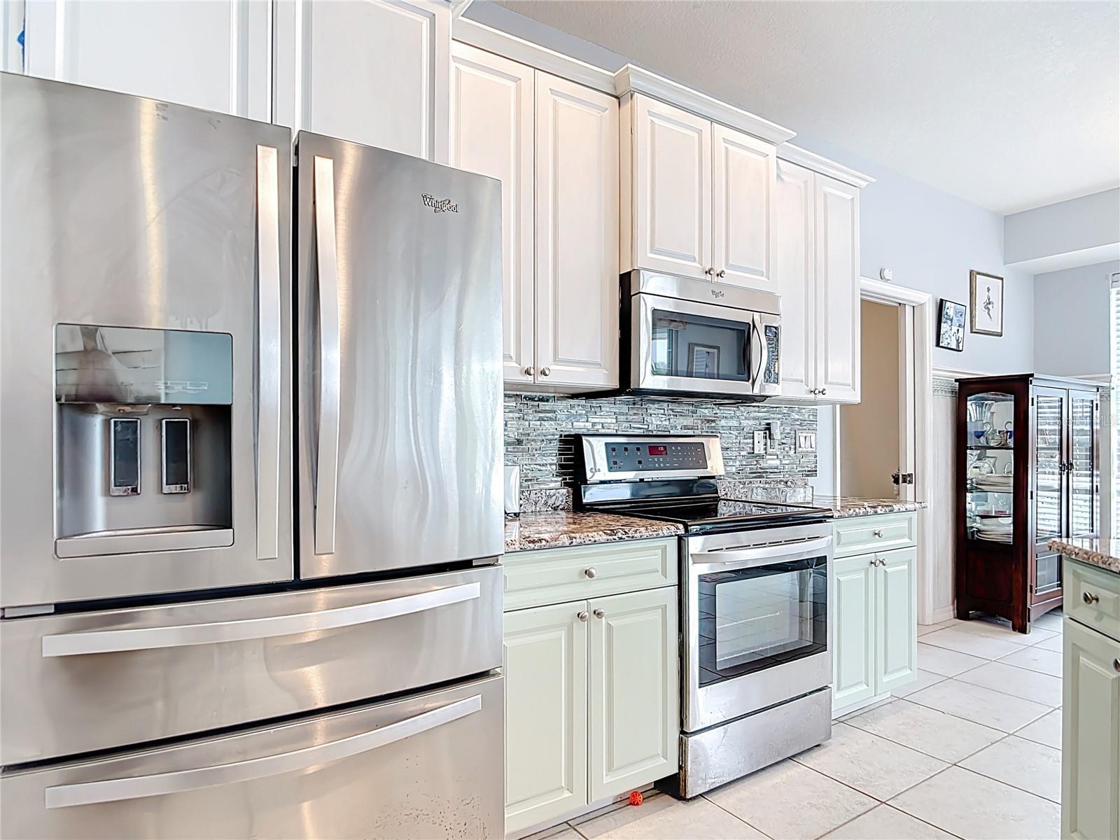 Image 14 of 49 For 1007 Comstock Street