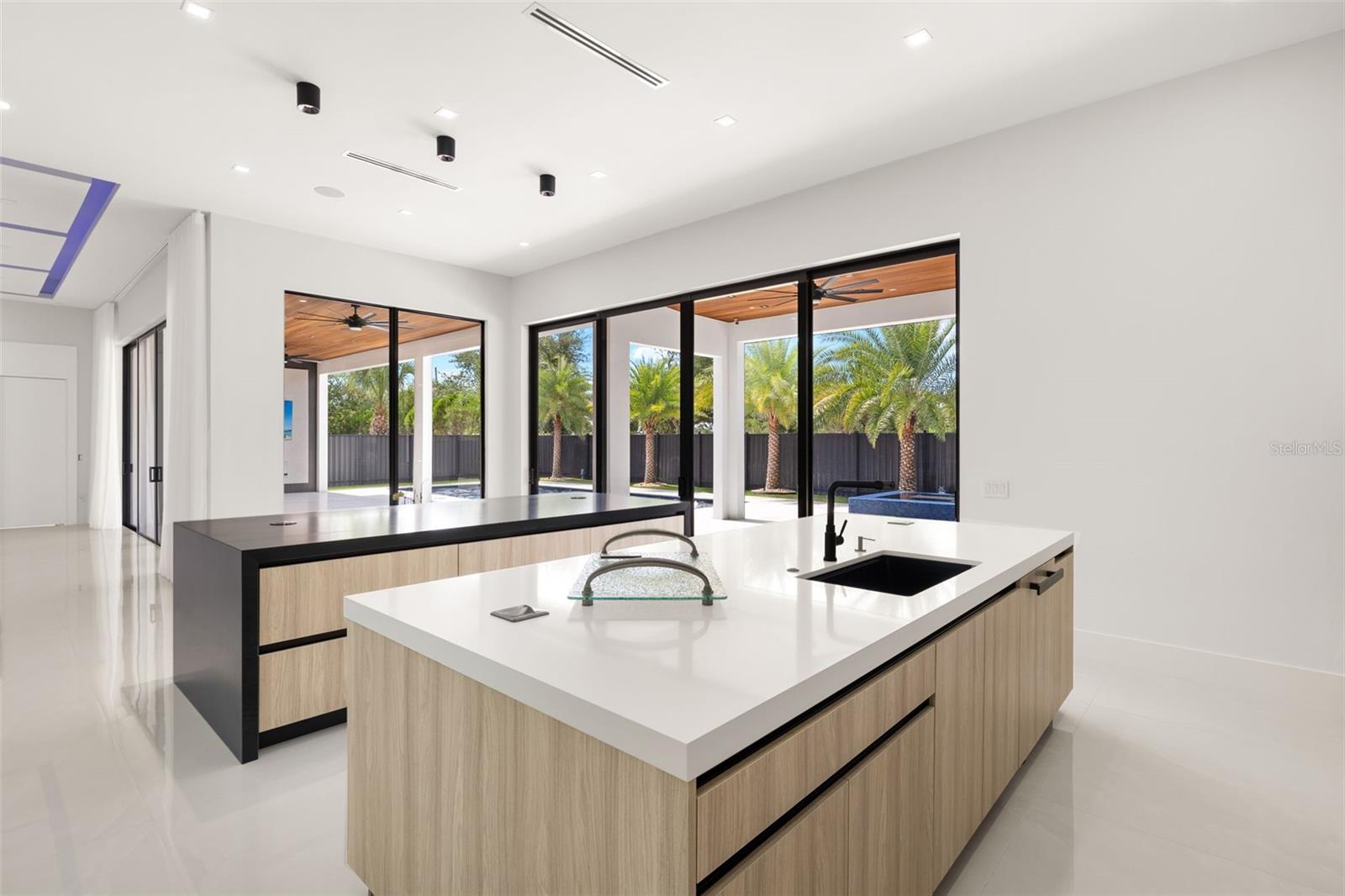 Image 18 of 83 For 1108 24th Street