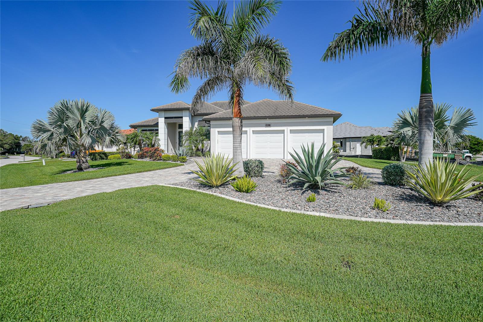 Image 9 of 94 For 1801 Los Alamos Drive