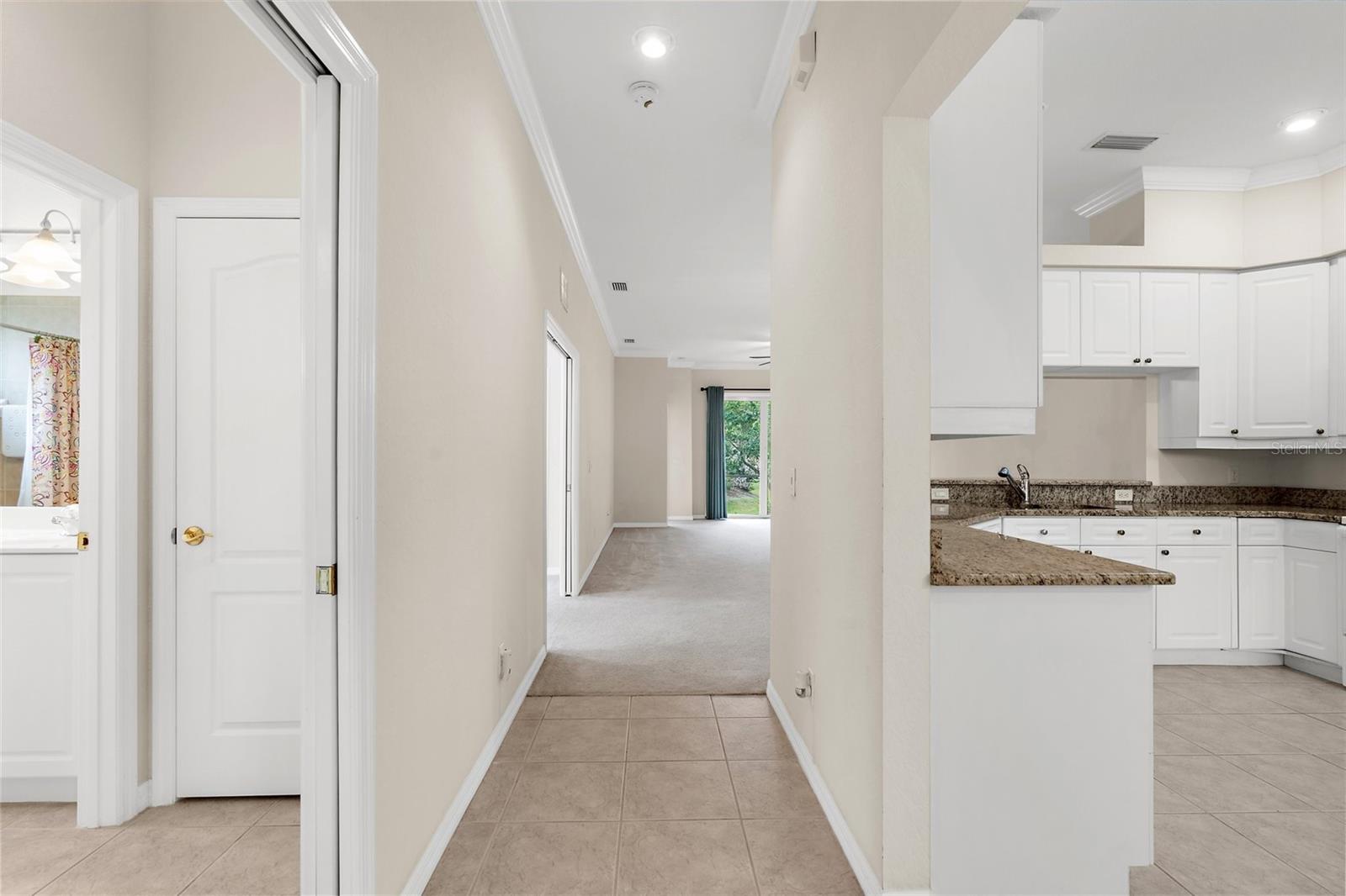 Image 4 of 24 For 10316 Hebblewhite
