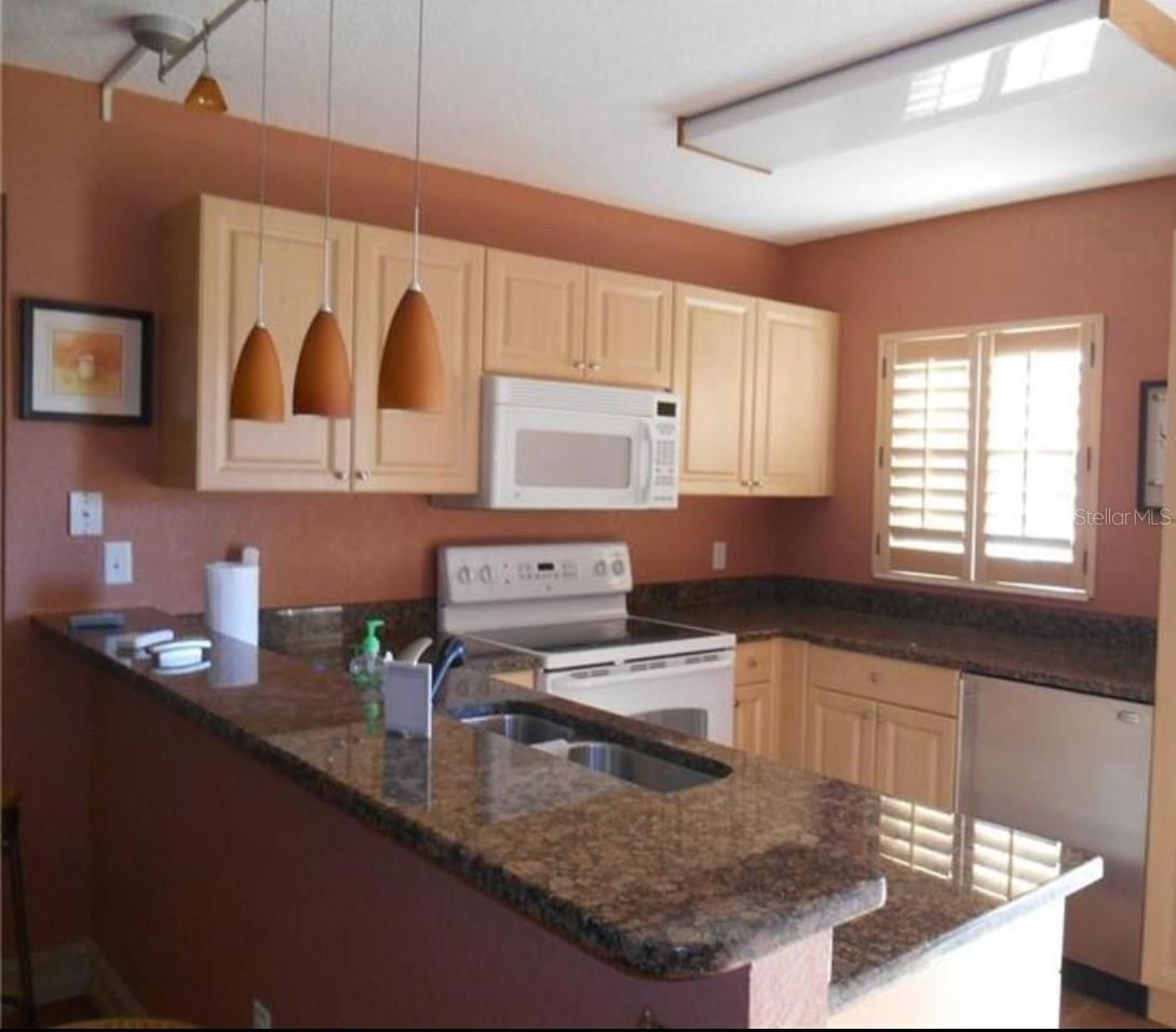 Image 2 of 2 For 25050 Sandhill Boulevard A2
