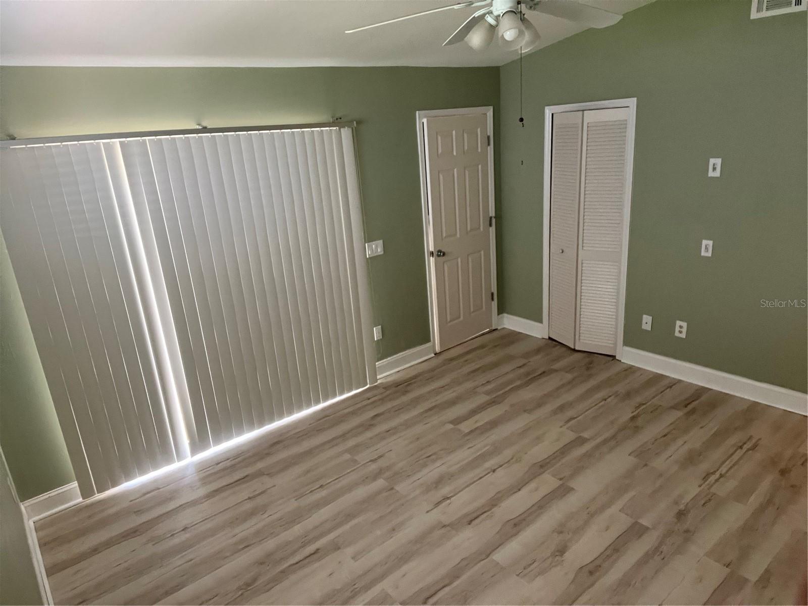 Image 9 of 20 For 3300 Loveland Boulevard 602