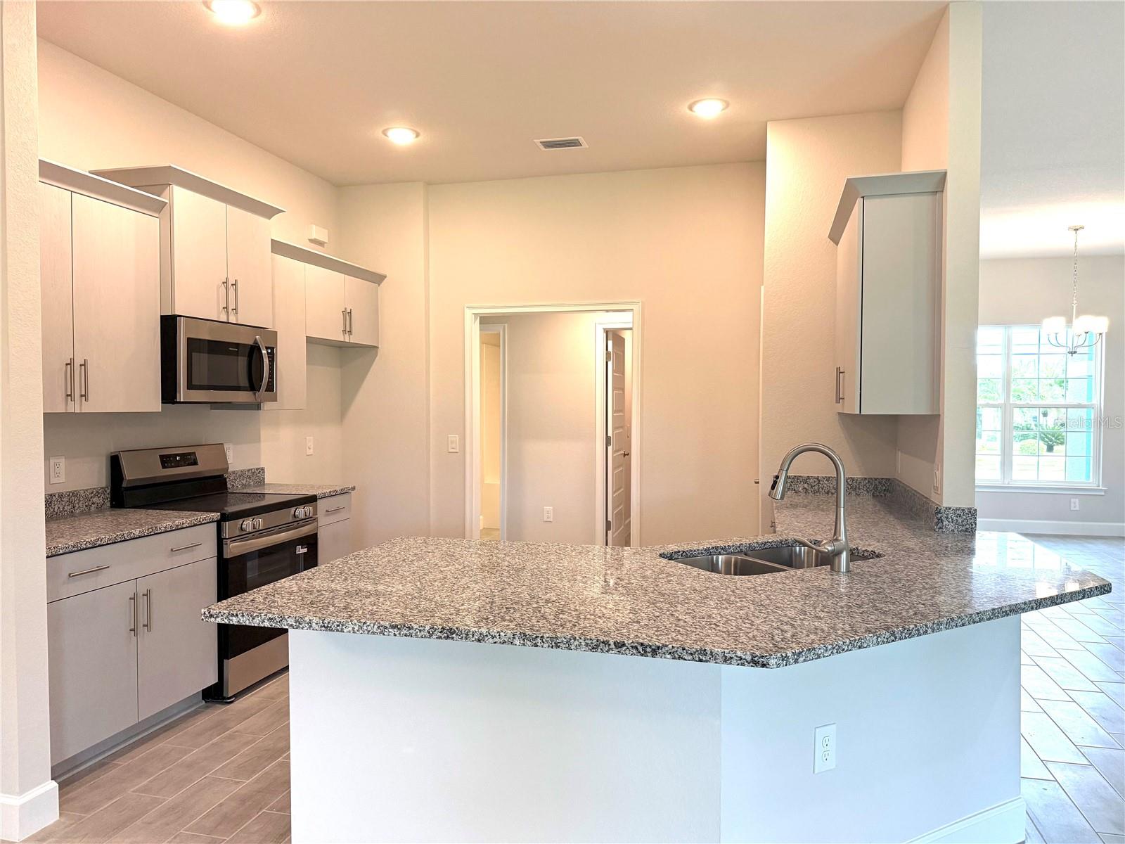 Image 11 of 28 For 9461 Migue Circle