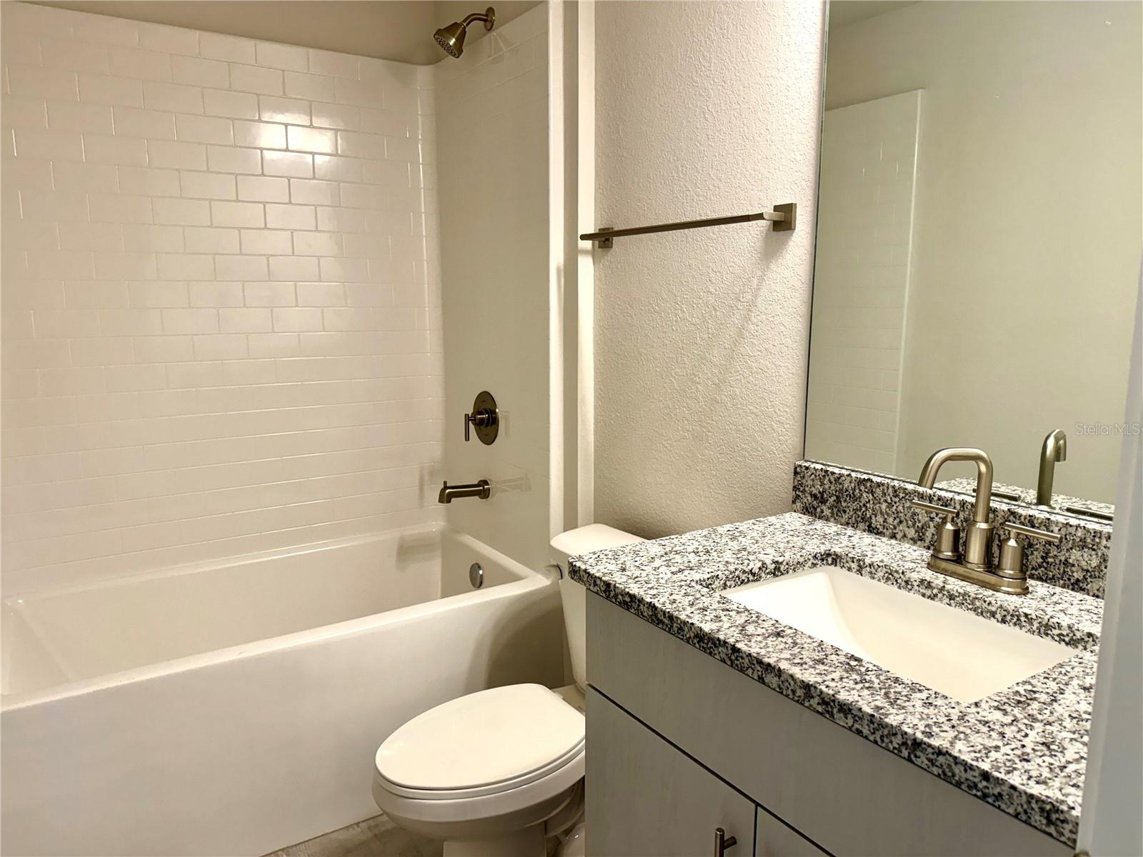 Image 18 of 28 For 9461 Migue Circle