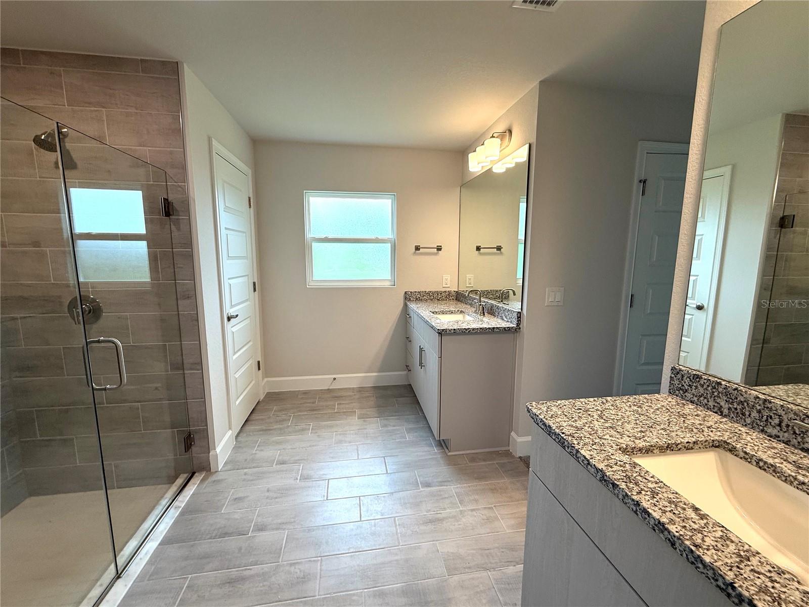 Image 23 of 28 For 9461 Migue Circle
