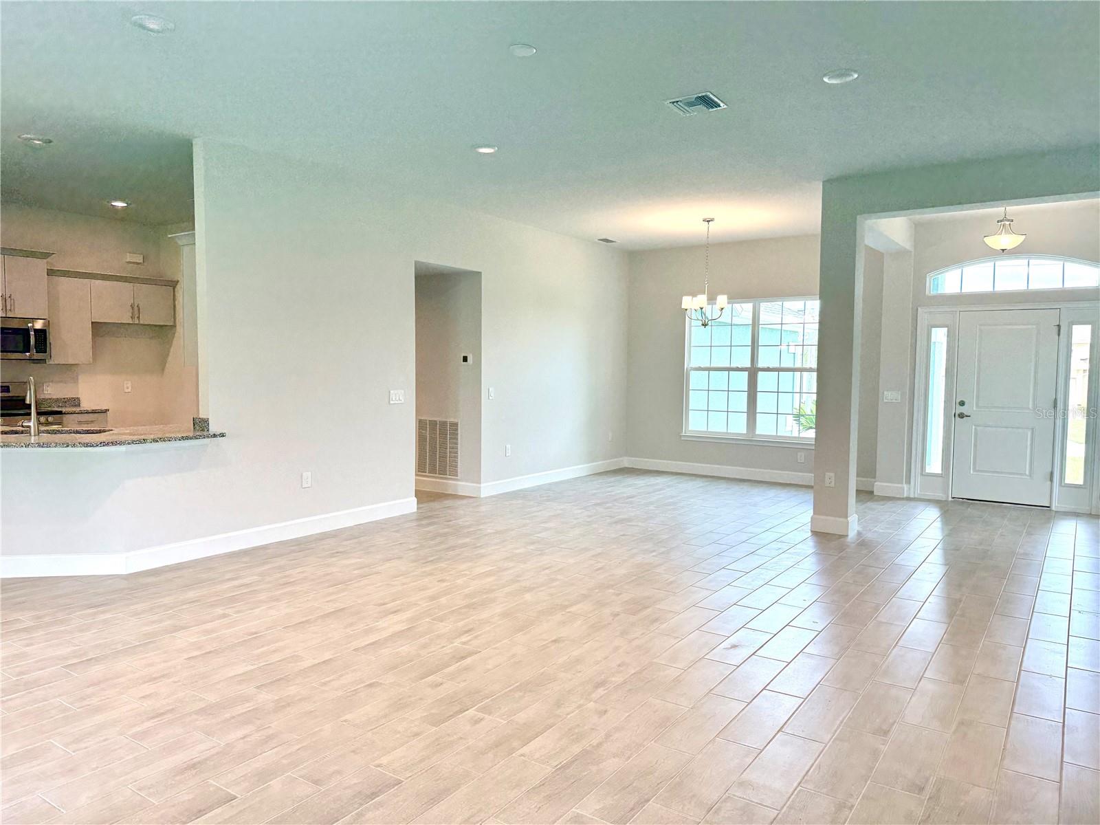 Image 7 of 28 For 9461 Migue Circle