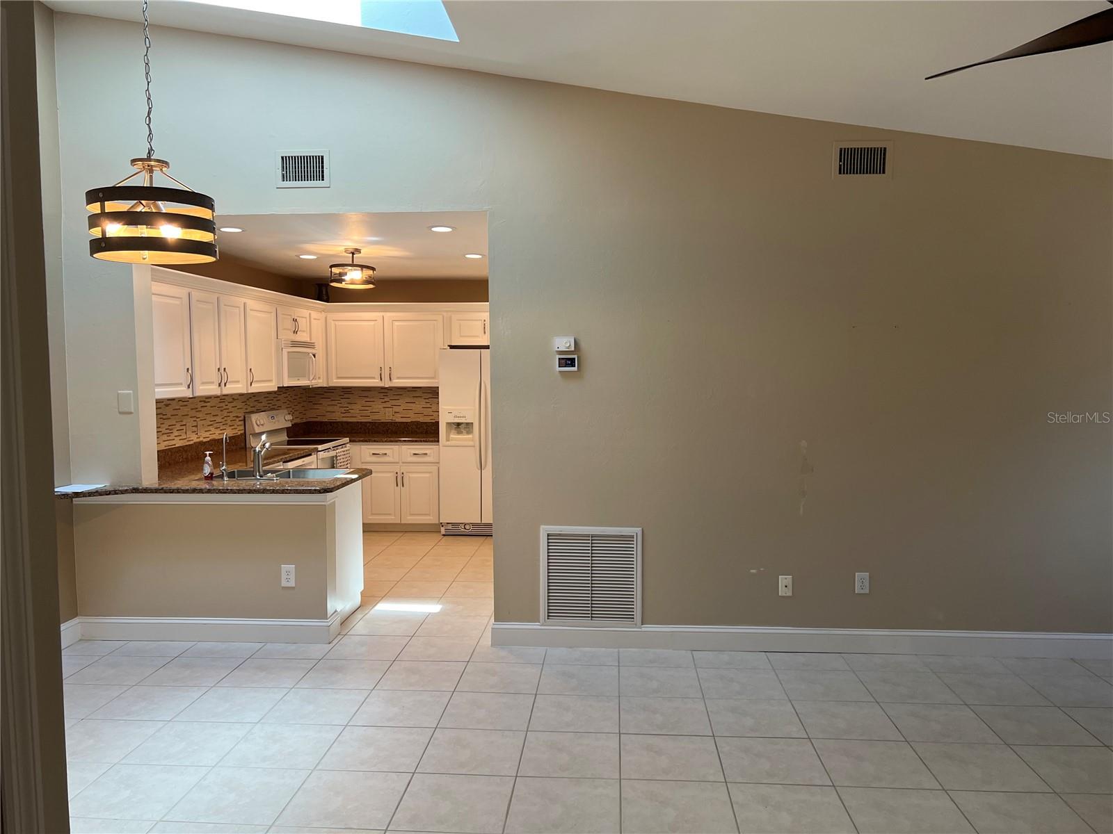 Image 12 of 22 For 3300 Loveland Boulevard 602