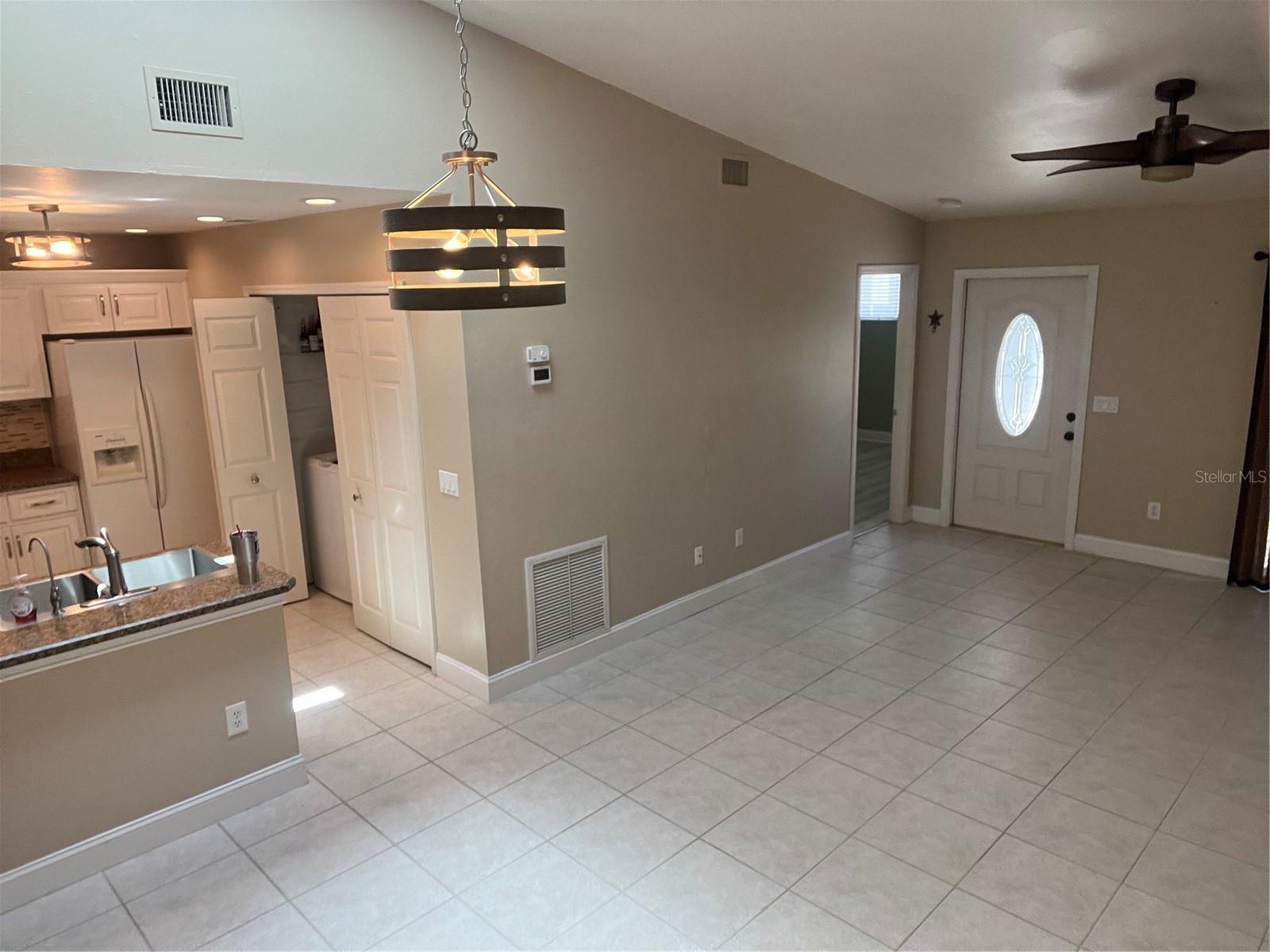 Image 4 of 22 For 3300 Loveland Boulevard 602