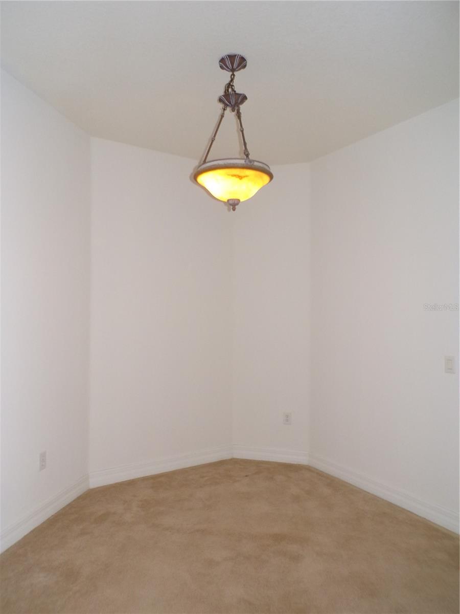Image 15 of 33 For 97 Vivante Boulevard 9749