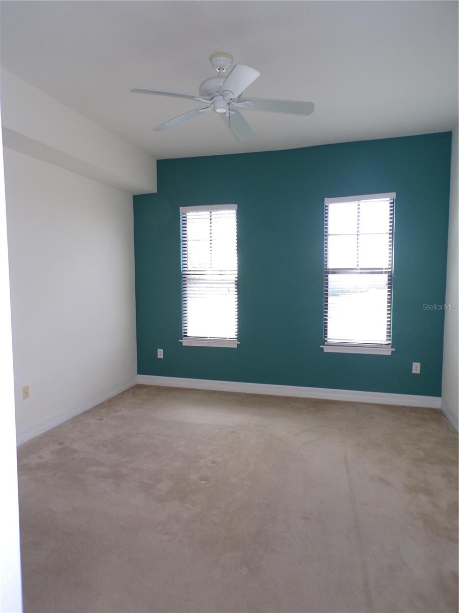 Image 18 of 33 For 97 Vivante Boulevard 9749