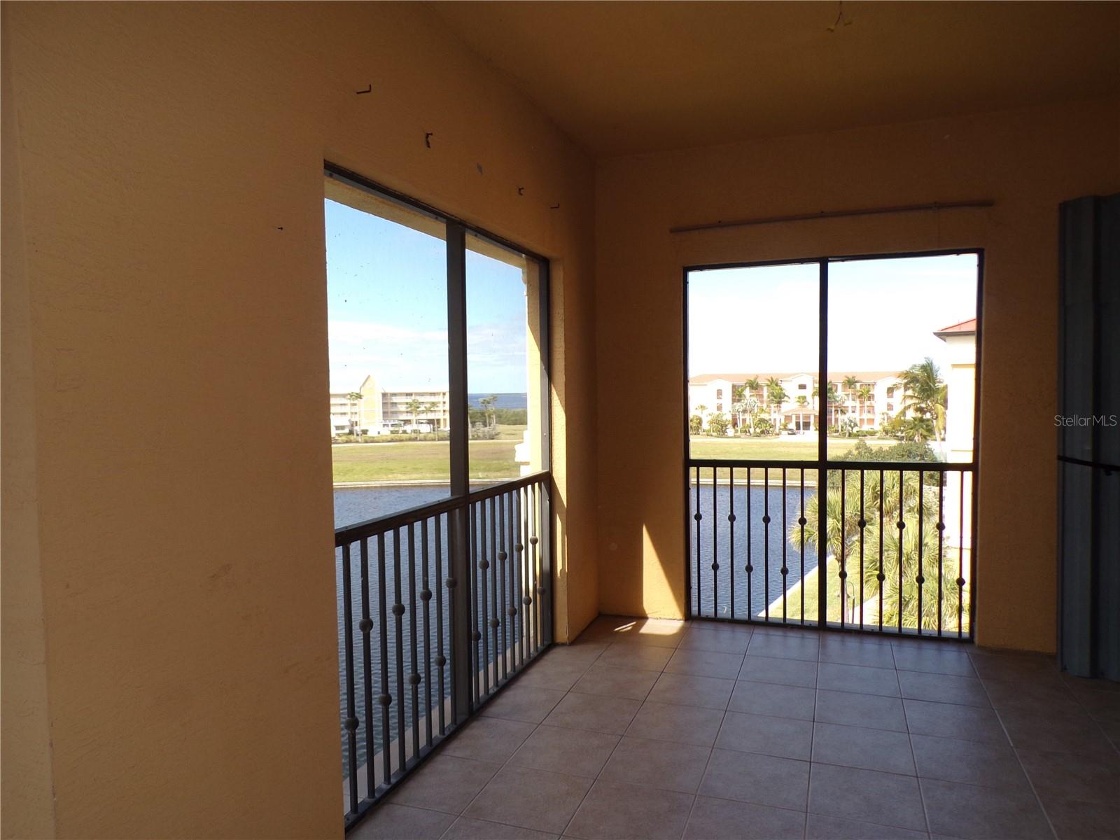 Image 32 of 33 For 97 Vivante Boulevard 9749