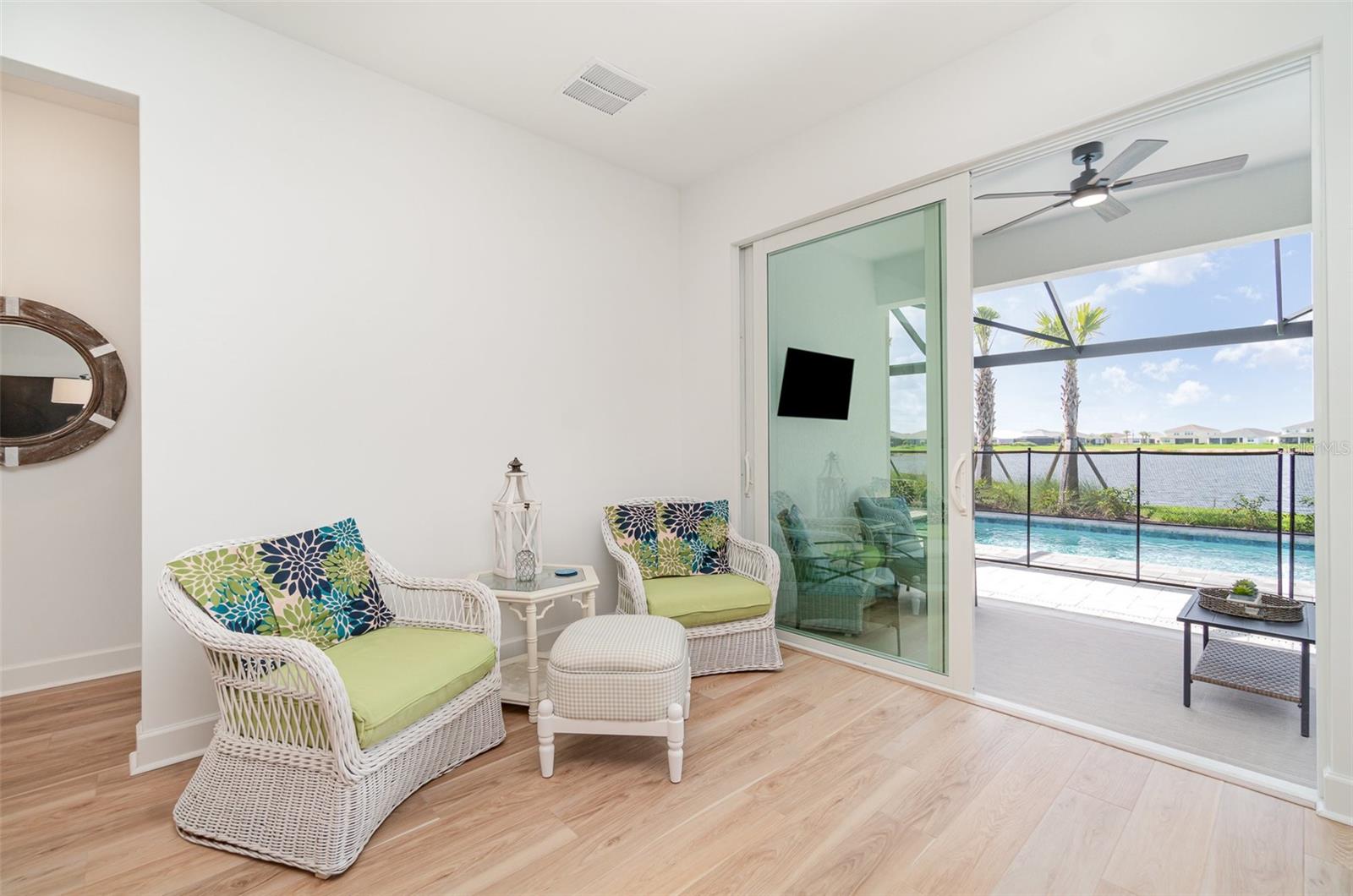 Image 12 of 49 For 42771 Valley Brooks Street