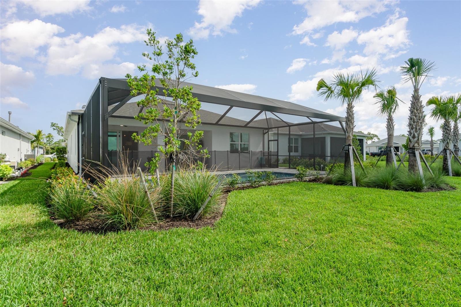 Image 37 of 49 For 42771 Valley Brooks Street