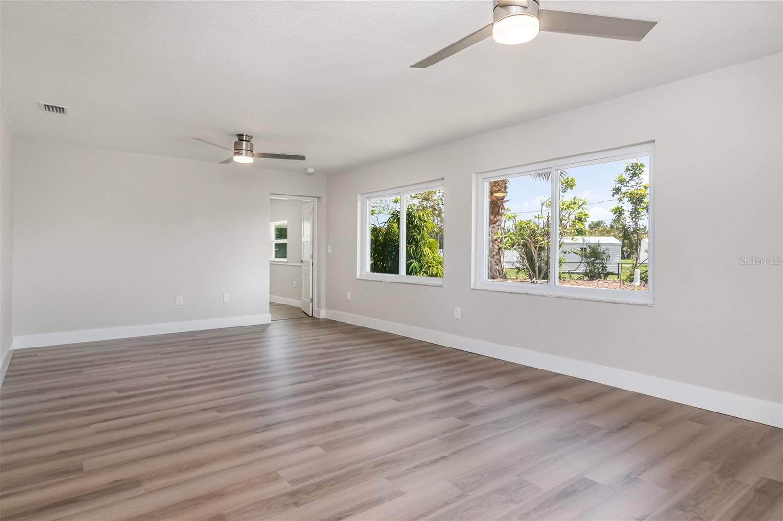 Image 12 of 26 For 18178 Wolbrette Circle