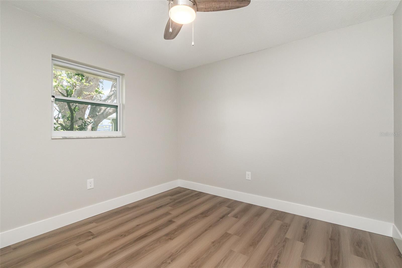 Image 19 of 26 For 18178 Wolbrette Circle