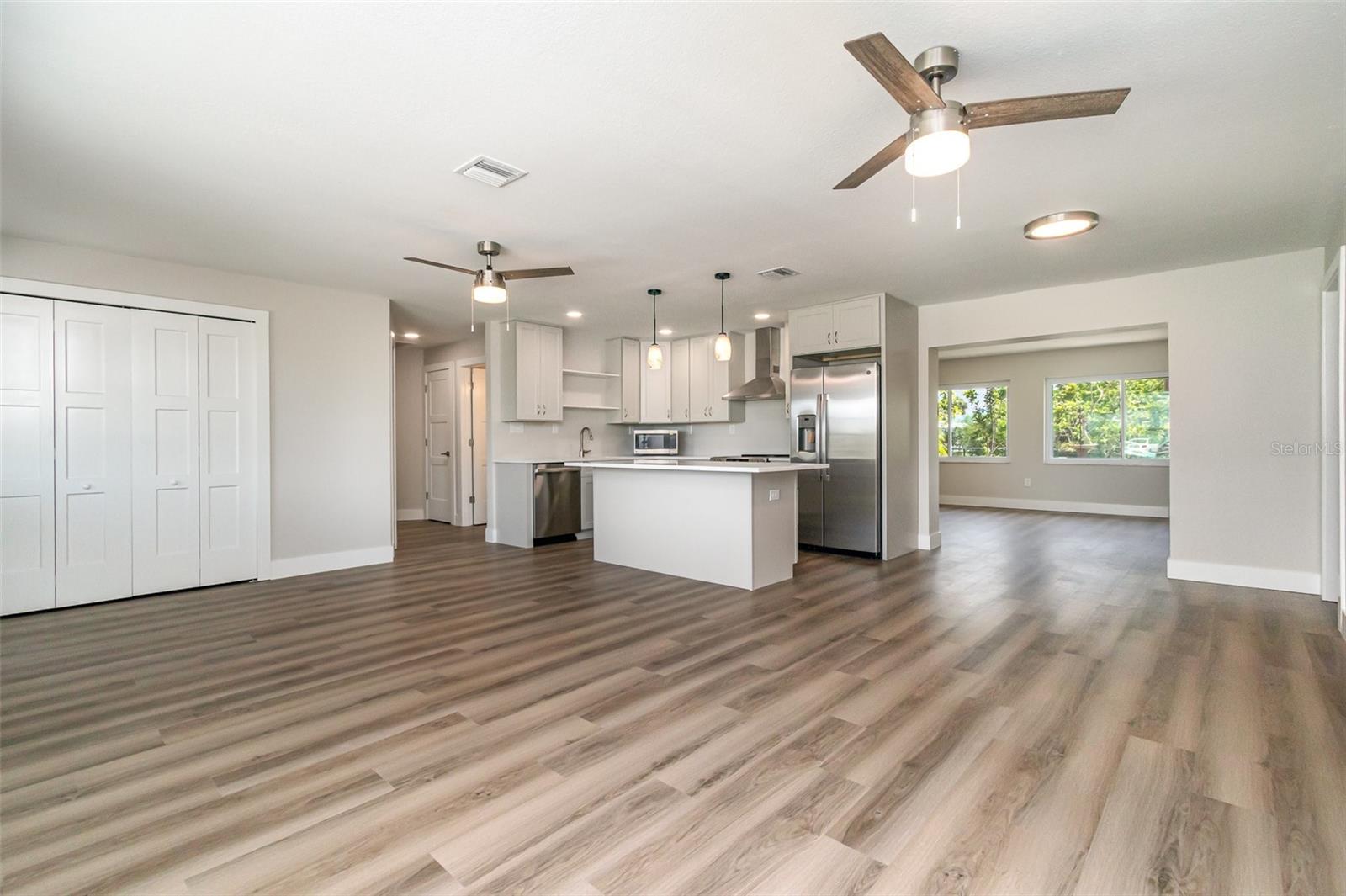 Image 5 of 26 For 18178 Wolbrette Circle