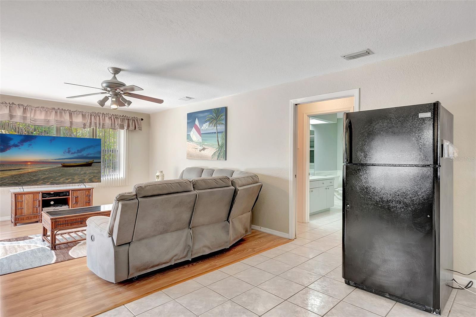 Image 15 of 43 For 421 Strasburg Drive