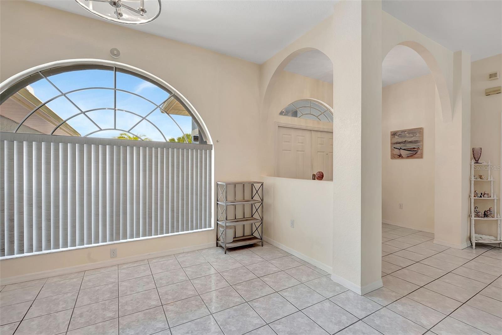 Image 16 of 43 For 421 Strasburg Drive