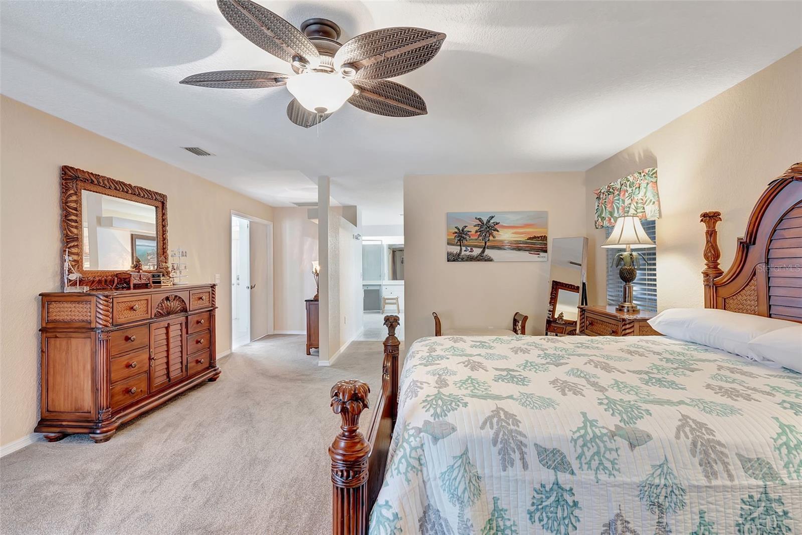 Image 22 of 43 For 421 Strasburg Drive