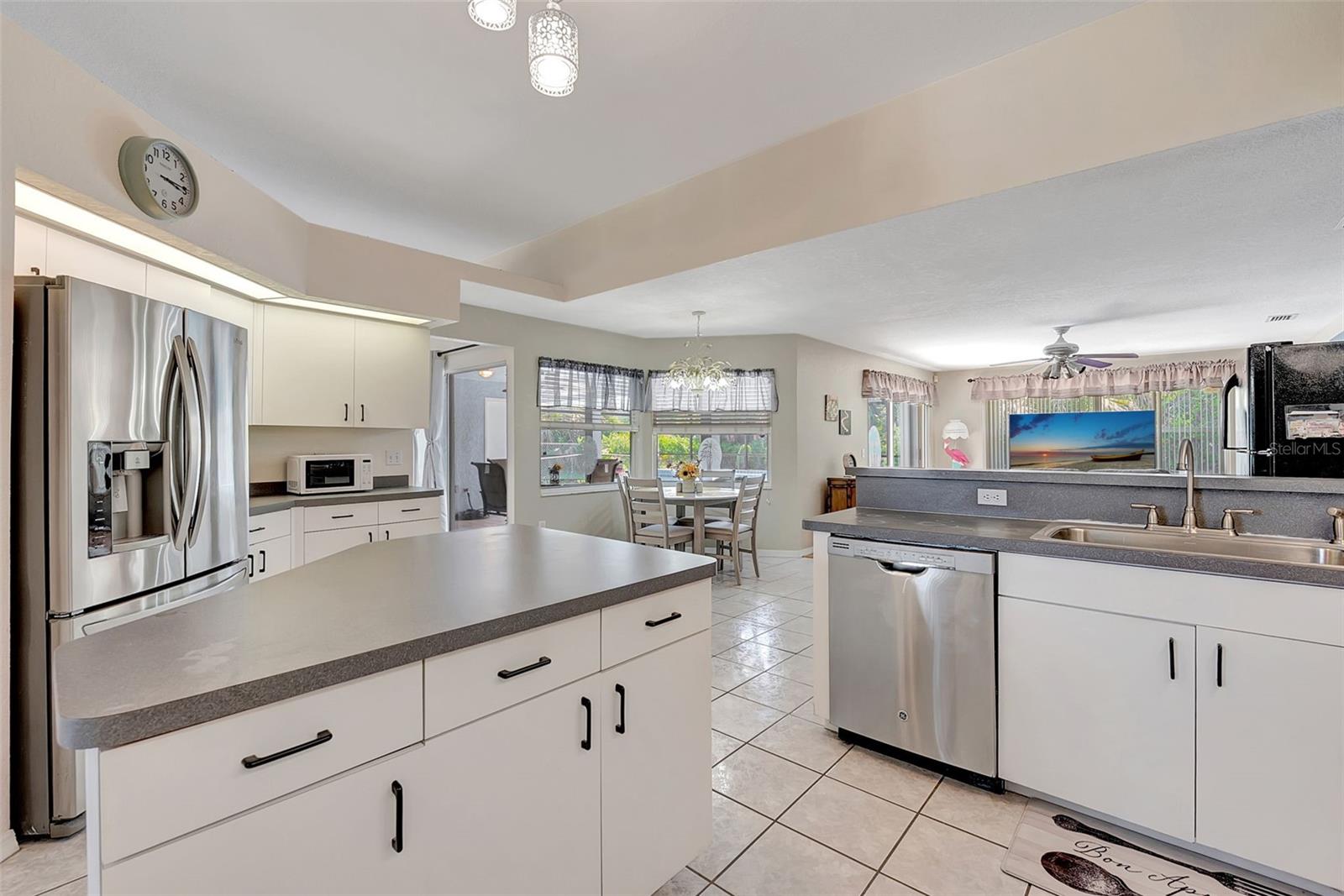 Image 9 of 43 For 421 Strasburg Drive