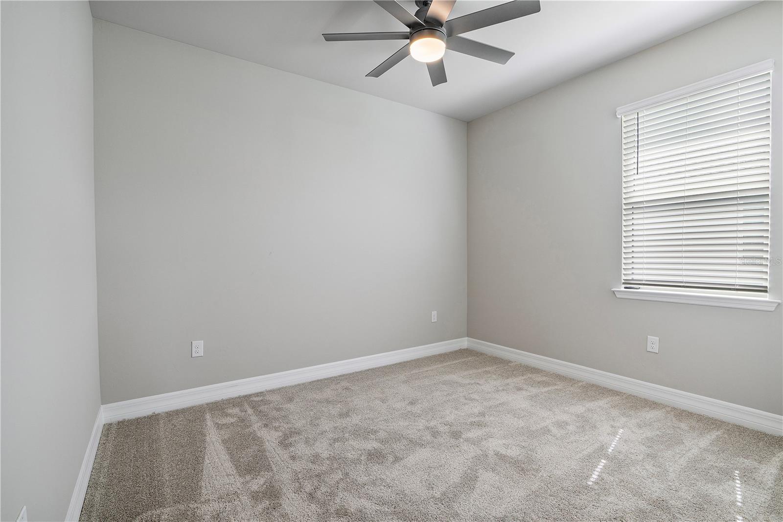 Image 6 of 39 For 44300 Saddlewood Court