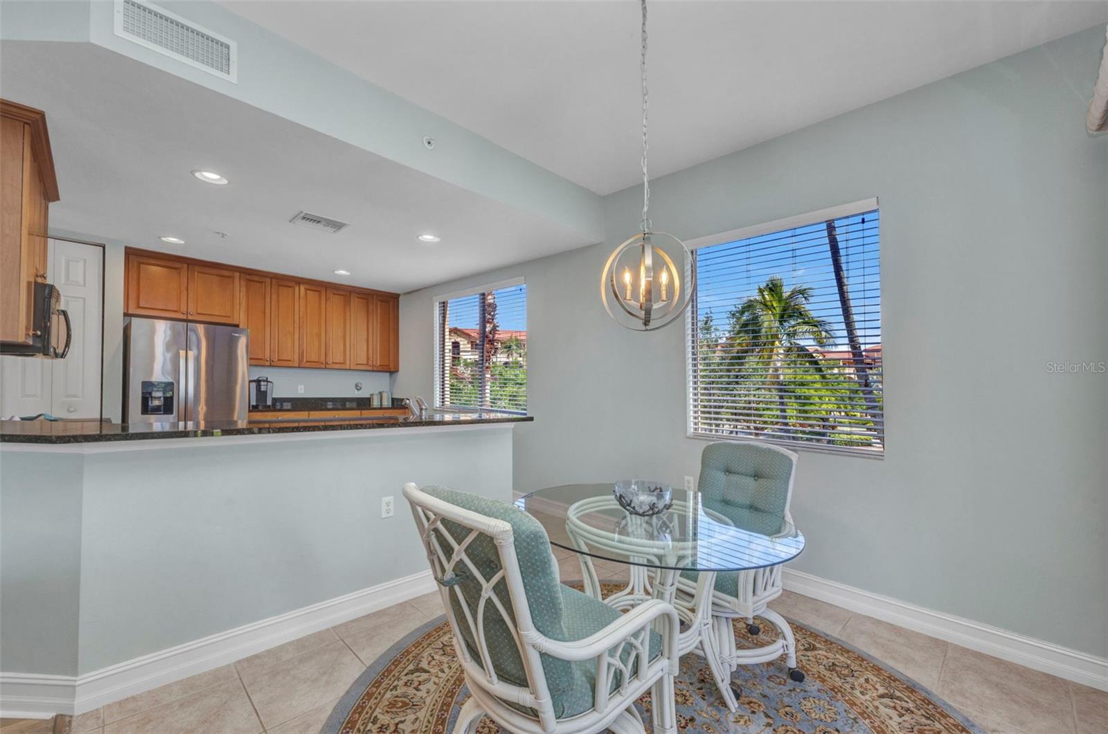 Image 22 of 92 For 90 Vivante Boulevard 202