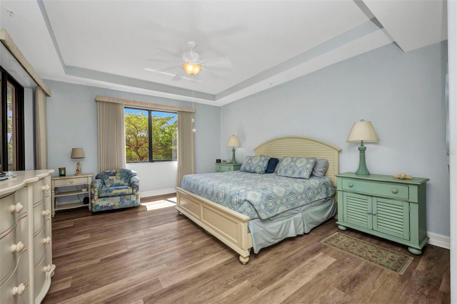 Image 25 of 92 For 90 Vivante Boulevard 202