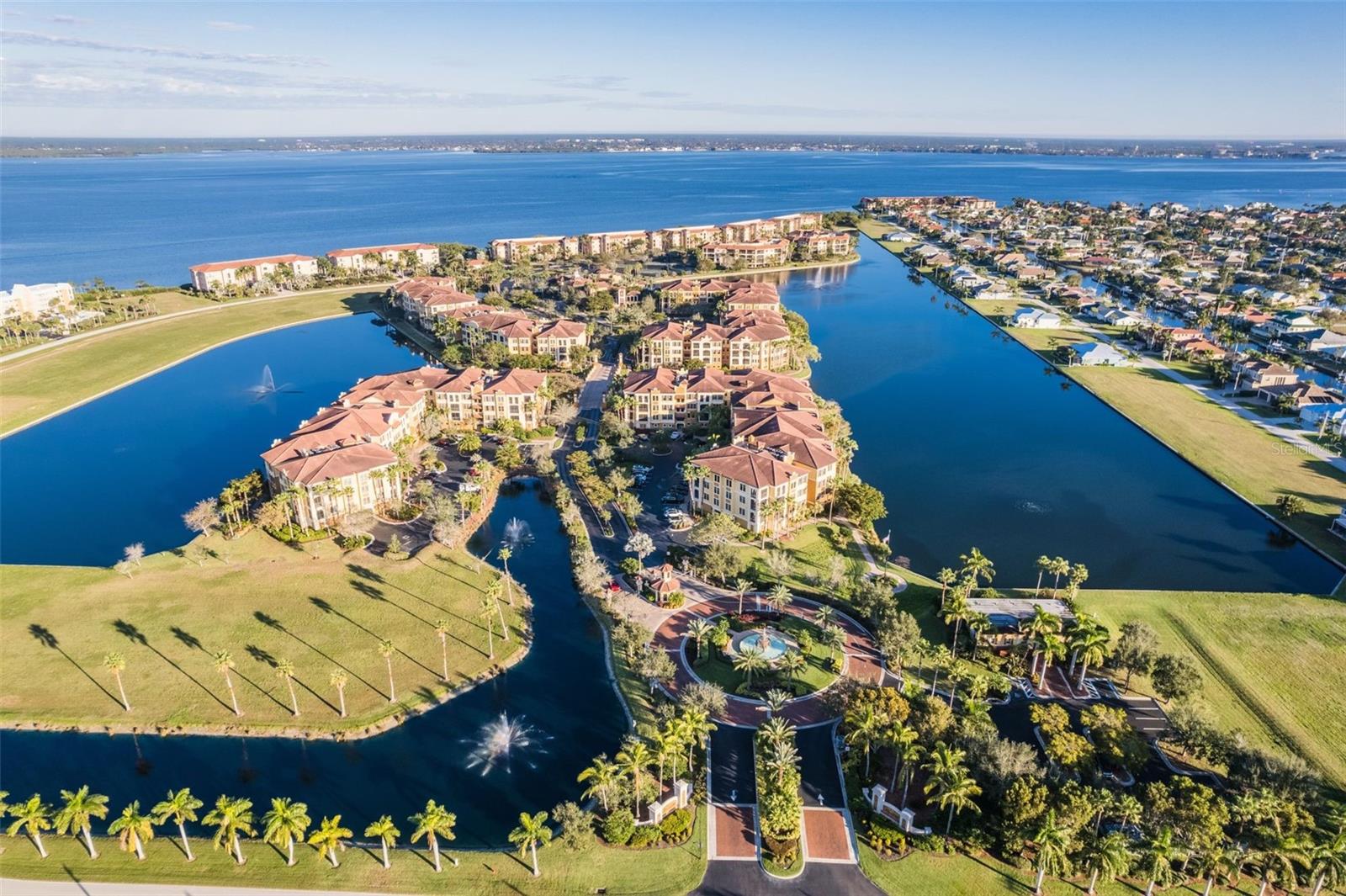 Image 4 of 92 For 90 Vivante Boulevard 202