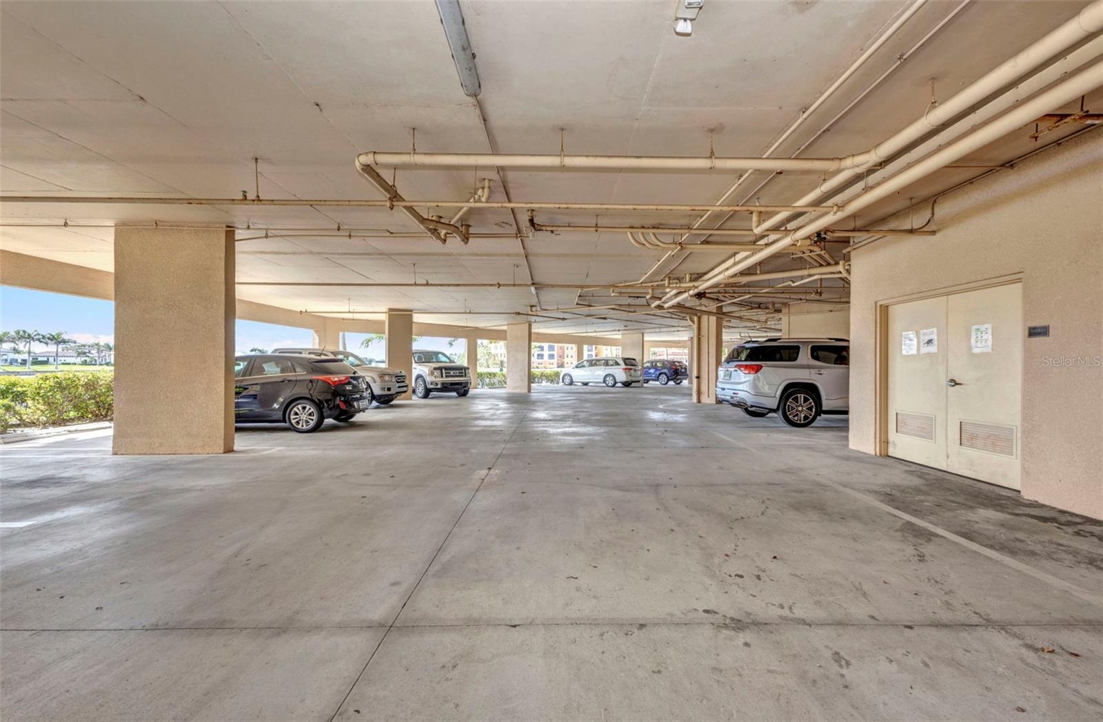Image 46 of 92 For 90 Vivante Boulevard 202
