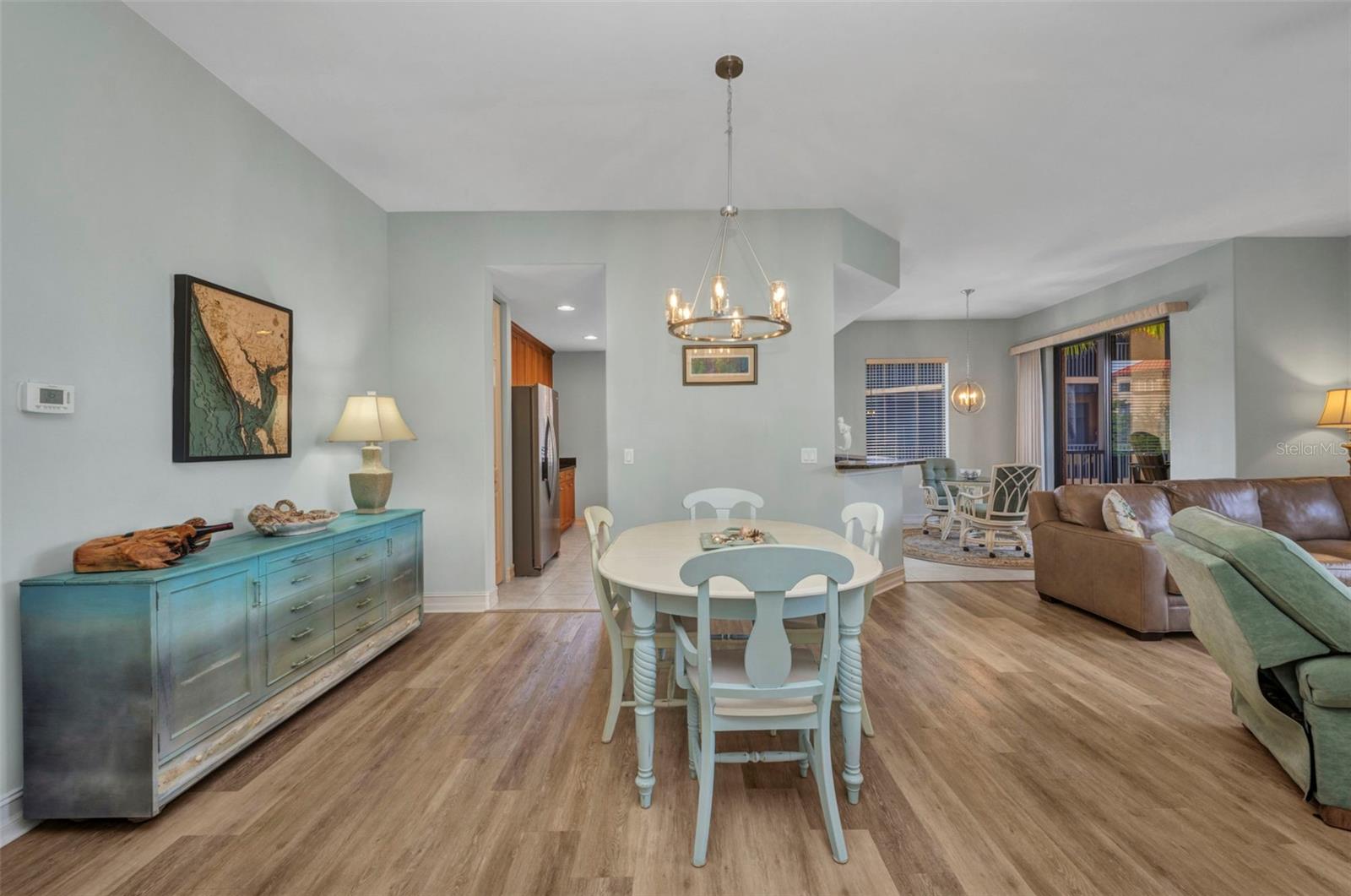 Image 9 of 92 For 90 Vivante Boulevard 202