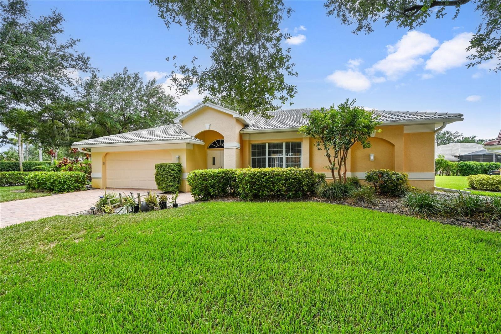 Details for 11810 Woodshire Circle, FORT MYERS, FL 33913